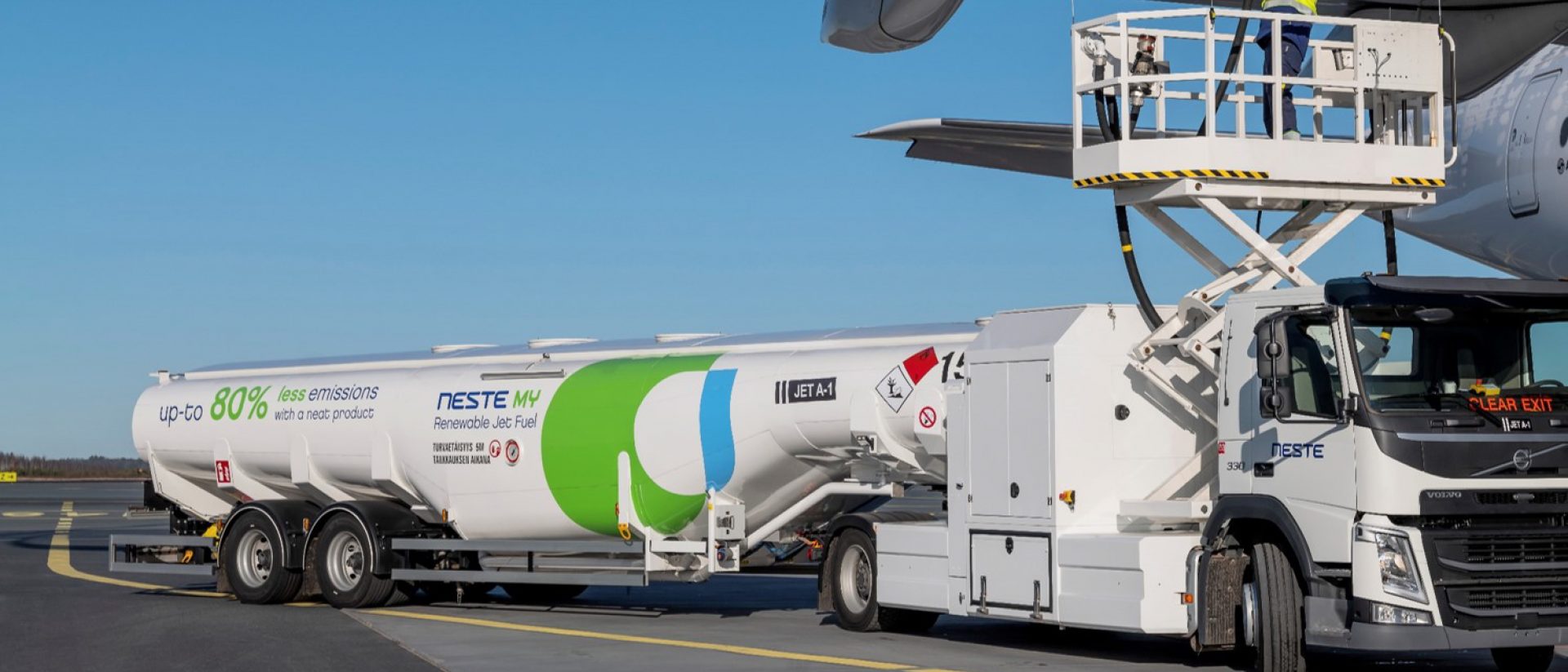 Sustainable Aviation Fuel – tunker truck at airport